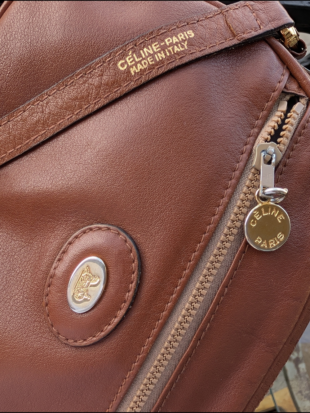 Vintage Celine Paris Brown Leather  Shoulder/ short Crossbody Bag Made in Italy - Picture 3 of 16